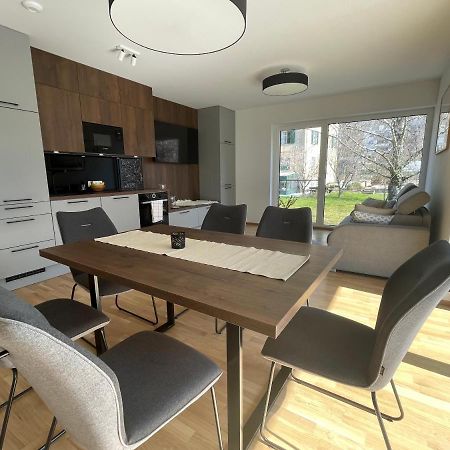 Luxury - Apartment Mit Balkon In Seenaehe Gmunden Exterior foto
