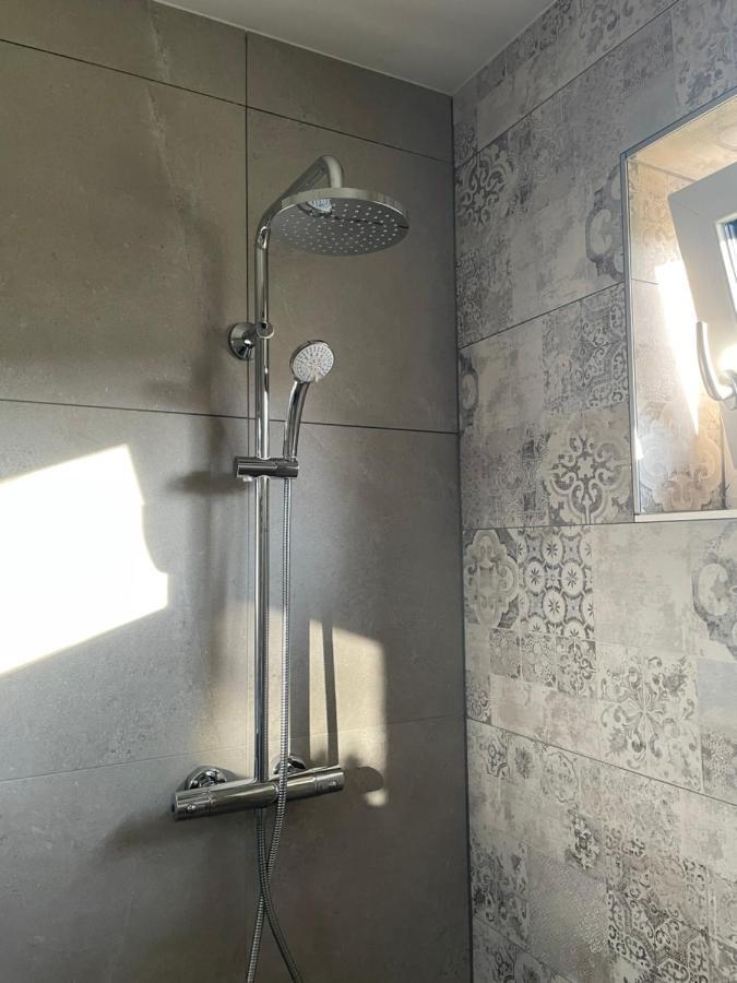 Luxury - Apartment Mit Balkon In Seenaehe Gmunden Exterior foto